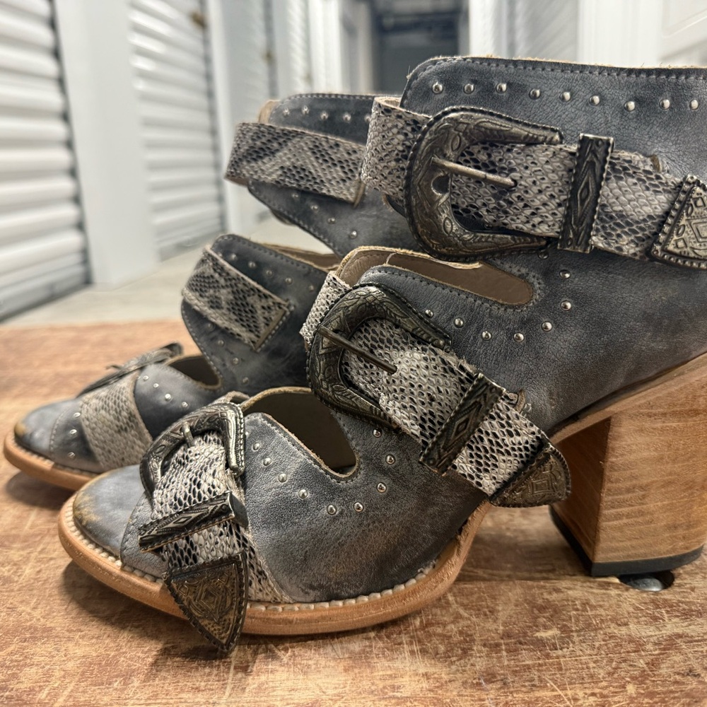 Freebird Gray and Tan Heeled Sandals “Violet”